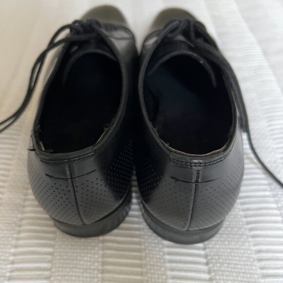 Aldo Men's Black Leather Oxford Dress Shoes - Picture 3 of 9